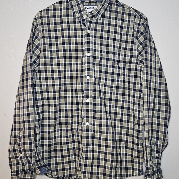 Express button down - Picture 2 of 2